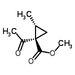 CAS 登录号：129433-04-1， 甲基(1R,2R)-1-乙酰基-2-甲基环丙烷羧酸酯