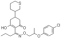CAS 登录号：139001-49-3， 2-{N-[2-(4-氯苯氧基)丙氧基]琥珀酰亚胺基}-3-羟基-5-(四氢-2H-噻喃-3-基)-2-环己烯-1-酮