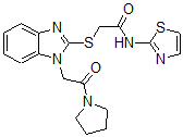 CAS 登录号：606109-74-4， 2-[[1-[2-氧代-2-(吡咯烷-1-基)乙基]-1H-苯并[d]咪唑-2-基]硫代]-N-噻唑-2-基-乙酰胺